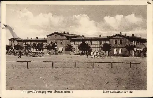 Ak Czarne Hammerstein Westpreußen, Truppenübungsplatz, Mannschaftsbaracke