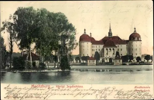 Ak Moritzburg in Sachsen, Königliches Jagdschloss, Blick vom Wasser aus