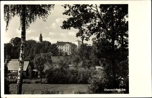 Ak Oberschöna in Sachsen, Teilansicht vom Ort, Kirchturm im Hintergrund