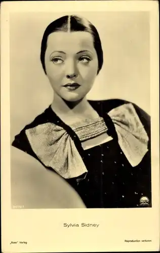 Ak Schauspielerin Sylvia Sydney, Portrait, Ross Verlag