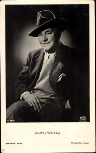 Ak Schauspieler Gustav Waldau, Portrait, Hut