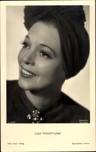 Ak Schauspielerin Lizzi Waldmüller, Portrait