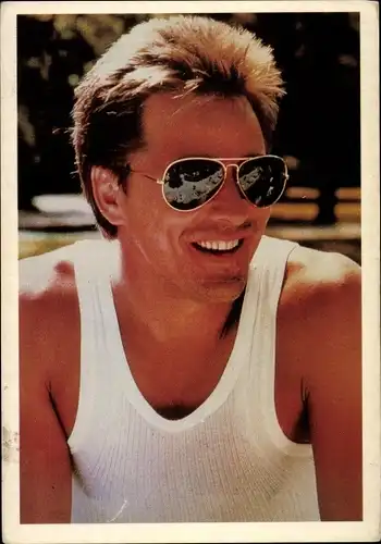 Ak Schauspieler und Sänger Don Johnson, Portrait mit Sonnenbrille