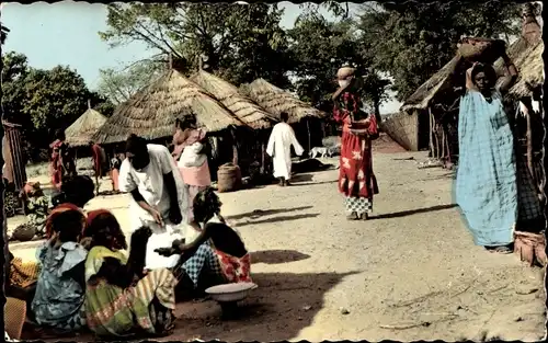 Ak L'Afrique en Couleurs, Village Africain