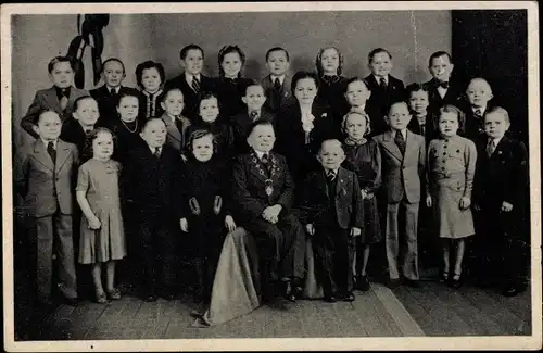 Ak Schäfer's Märchenstadt Liliput Berlin, Liliputaner, Gruppenaufnahme