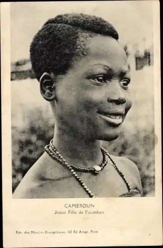 Ak Kamerun, Jeune Fille de Foumban