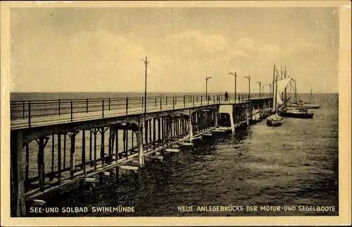 Ak Świnoujście Swinemünde Pommern, Neue Anlegebrücke der Motor- und Segelboote