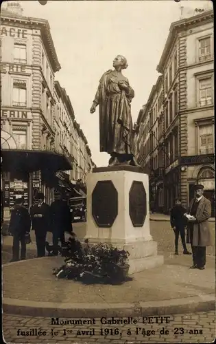 Ak Bruxelles Brüssel, Monument Gabrielle Petit