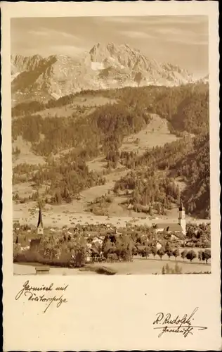 Ak Garmisch Partenkirchen in Oberbayern, Panorama mit Dreitorspitze