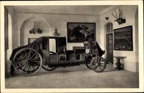 Ak Moritzburg in Sachsen, Jagdschloss, Nr. 13, Gepäckwagen Augustus des Starken