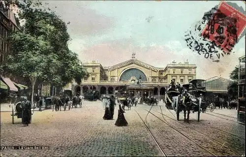 Ak Paris X., Gare de l'Est, Blick auf den Bahnhof, Straßenseite, Kutsche, Passanten