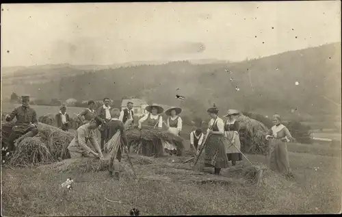Ak Marienthal Haguenau Hagenau Elsass Bas Rhin, Heuernte