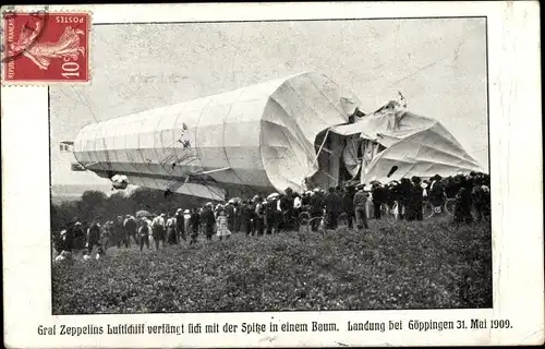 Ak Göppingen in Baden Württemberg, Zeppelin verfängt sich mit der Spitze in einem Baum, 1909