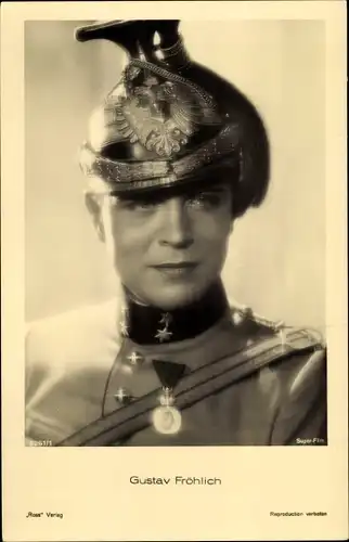 Ak Schauspieler Gustav Fröhlich, Portrait in Uniform, Filmszene