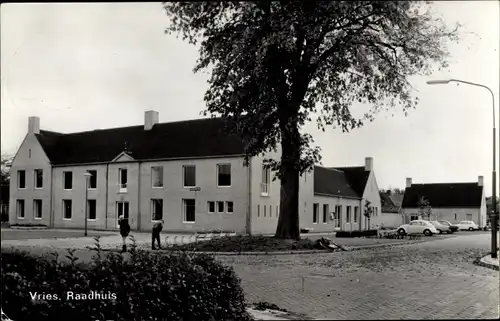 Ak Vries Tynaarlo Drenthe, Raadhuis