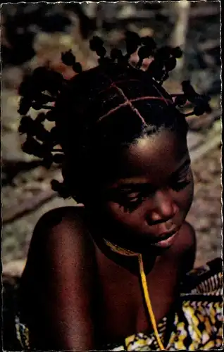 Ak L'Afrique en Couleurs, Petite fille
