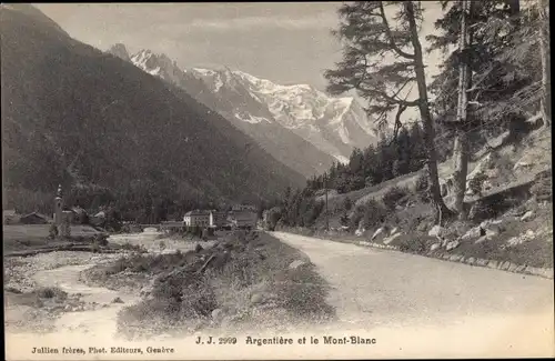 Ak Argentière Haute Savoie, Wegepartie mit Blick zum Mont Blanc