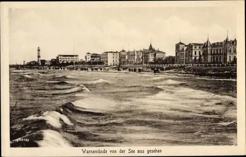 Ak Ostseebad Warnemünde Rostock, Von der See aus gesehen, Leuchtturm