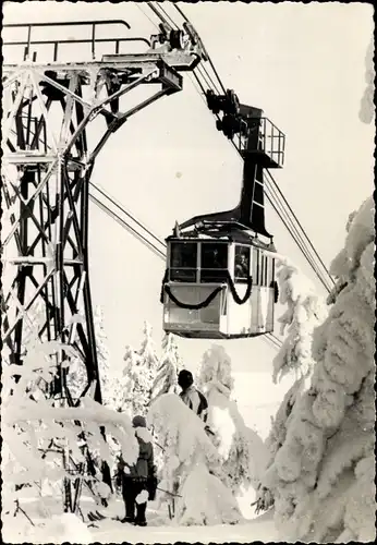 Ak Oberwiesenthal im Erzgebirge, Schwebebahn auf den Fichtelberg, Winter, Schnee