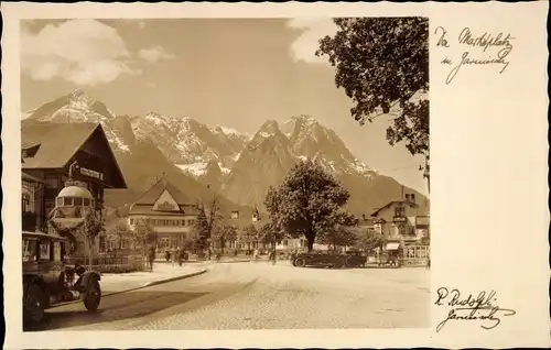 Ak Garmisch Partenkirchen in Oberbayern, am Marktplatz, Alpen