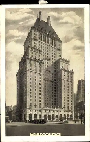 Ak New York City USA, The Savoy Plaza, Fifth Avenue, 58th to 59 Street