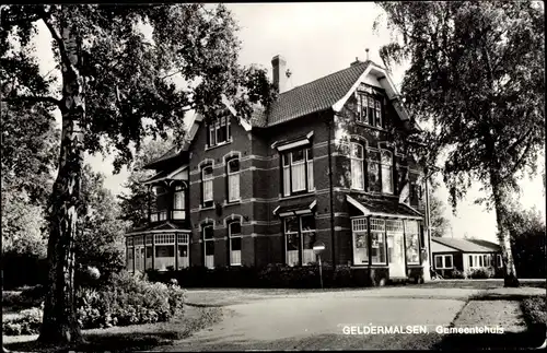 Ak Geldermalsen Gelderland, Gemeentehuis