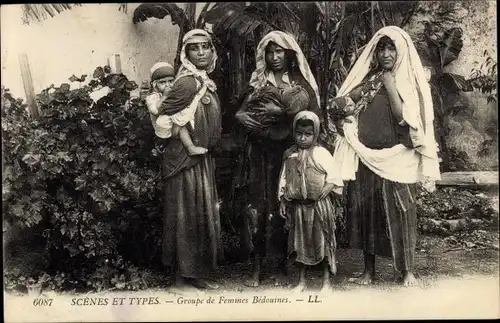 Ak Algerien, Groupe de Femmes Bedouines