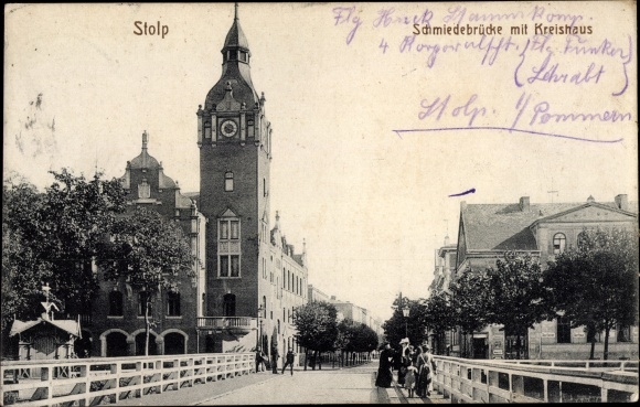 Ak Słupsk Stolp Pommern, Schmiedebrücke mit Kreishaus Nr. 10689340