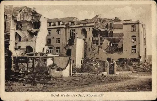 Ak Westende Westflandern, Hotel, Rückansicht, Kriegszerstörungen, I. WK