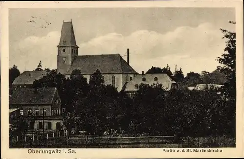 Ak Oberlungwitz in Sachsen, Partie a. d. St. Martinskirche