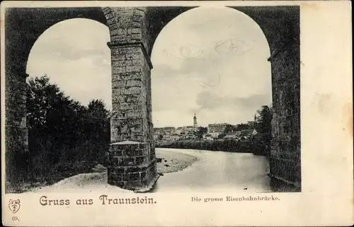 Ak Traunstein in Oberbayern, Die große Eisenbahnbrücke