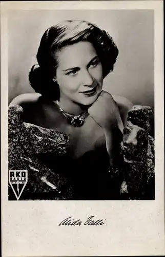 Ak Schauspielerin Alida Valli, Portrait