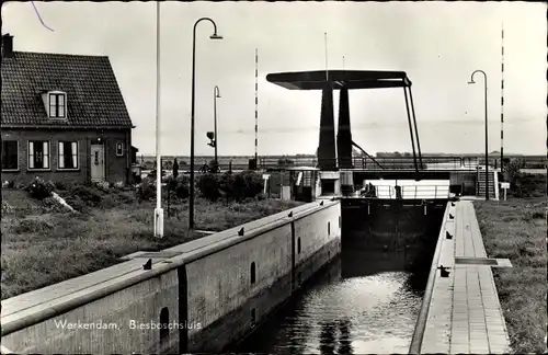 Ak Werkendam Nordbrabant, Biesboschsluis, Hebebrücke, Schleuse