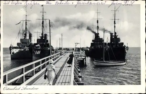 Ak Ostseebad Arendsee Kühlungsborn, Seebrücke, Dampfer, Kriegsschiffe