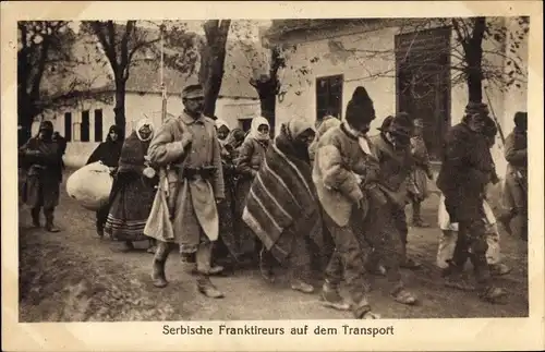 Ak Serbische Franktireurs auf dem Transport, 1. WK