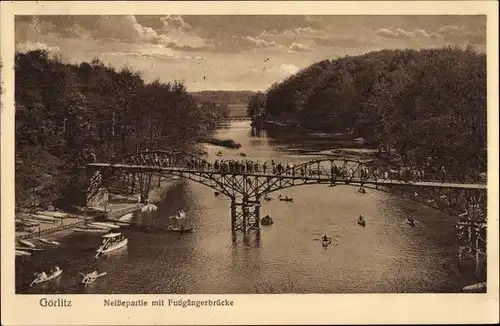 Ak Görlitz in der Lausitz, Neißepartie mit Fußgängerbrücke