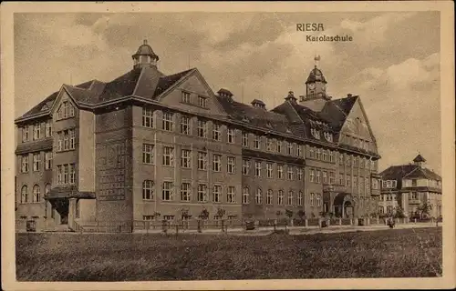 Ak Riesa an der Elbe Sachsen, Karolaschule