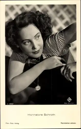 Ak Schauspielerin Hannelore Schroth, Portrait, Ufa Film
