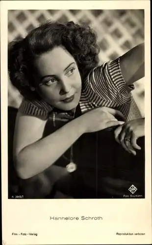 Ak Schauspielerin Hannelore Schroth, Portrait, Ufa Film