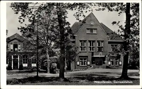 Ak Nieuwleusen Overijssel, Gemeentehuis