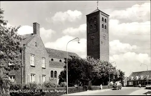Ak Ammerzoden Gelderland Niederlande, R. K. Kerk en Pastorie