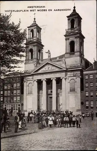 Ak Amsterdam Nordholland Niederlande, Waterlooplein met Mozes en Aaronkerk