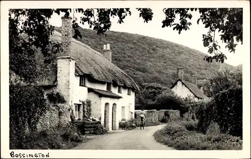 Foto Ak Bossington Somerset England, Village Scene