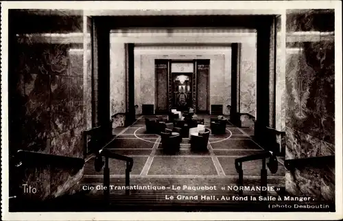 Ak Paquebot Normandie, CGT French Line, Le Grand Hall, la Salle a Manger