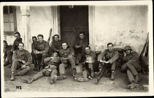 Foto Ak Zofingen Kanton Aargau, Schweizer Soldaten in Uniformen 1930, Manöver Wildegg