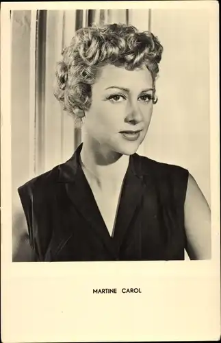 Ak Schauspielerin Martine Carol, Portrait