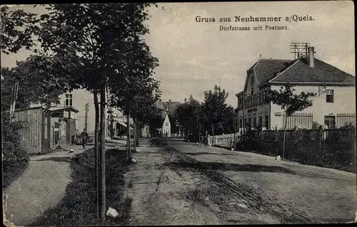 Ak Świętoszów Neuhammer am Queis Schlesien, Dorfstraße mit Postamt