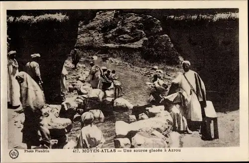 Ak Moyen-Atlas Marokko, Une source glacee a Azrou