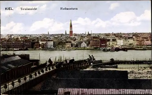 Ak Kiel Schleswig Holstein, Totalansicht, Rathausturm