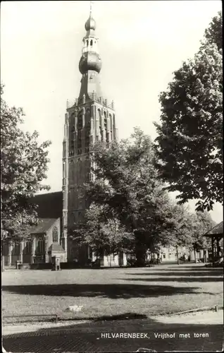 Ak Hilvarenbeek Nordbrabant, Vrijthof met toren